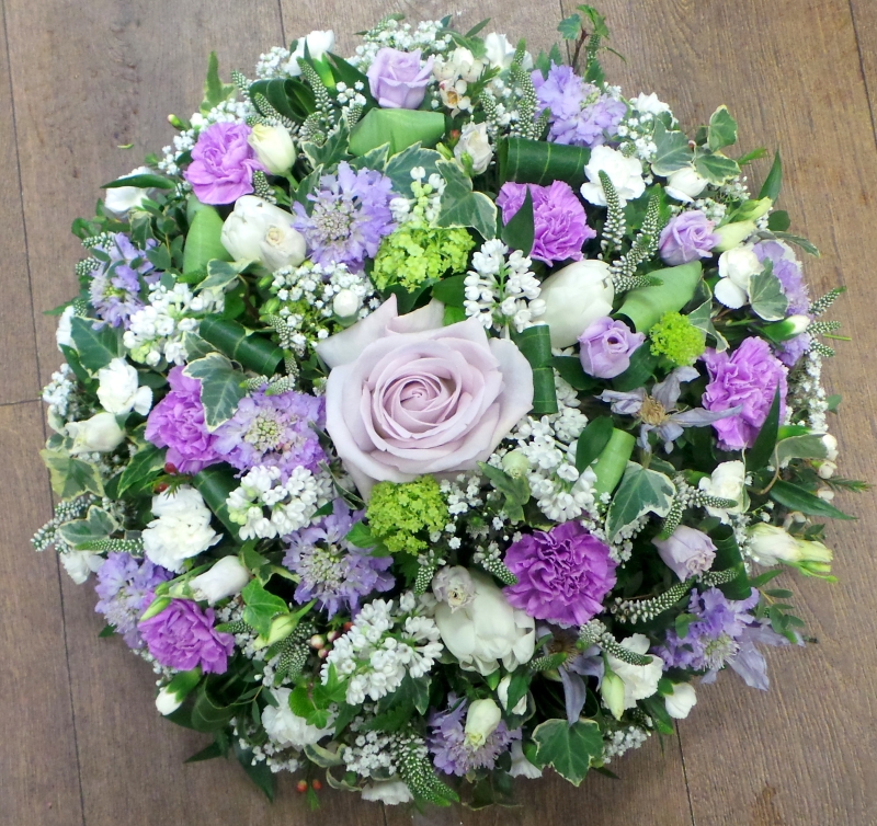 Lilac & White Posy Pad